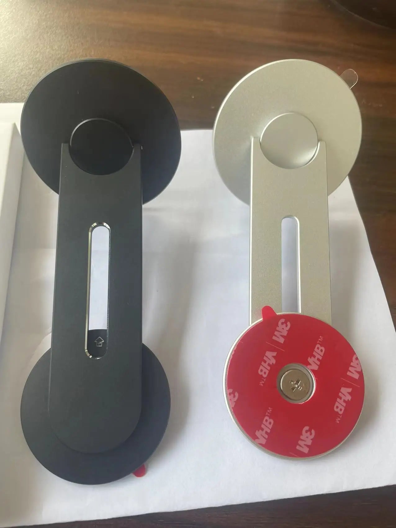 Support Magnétique Smartphone – Fixation Latérale pour Écran